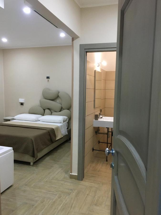 Dei Gerolomini Hotell Neapel Exteriör bild