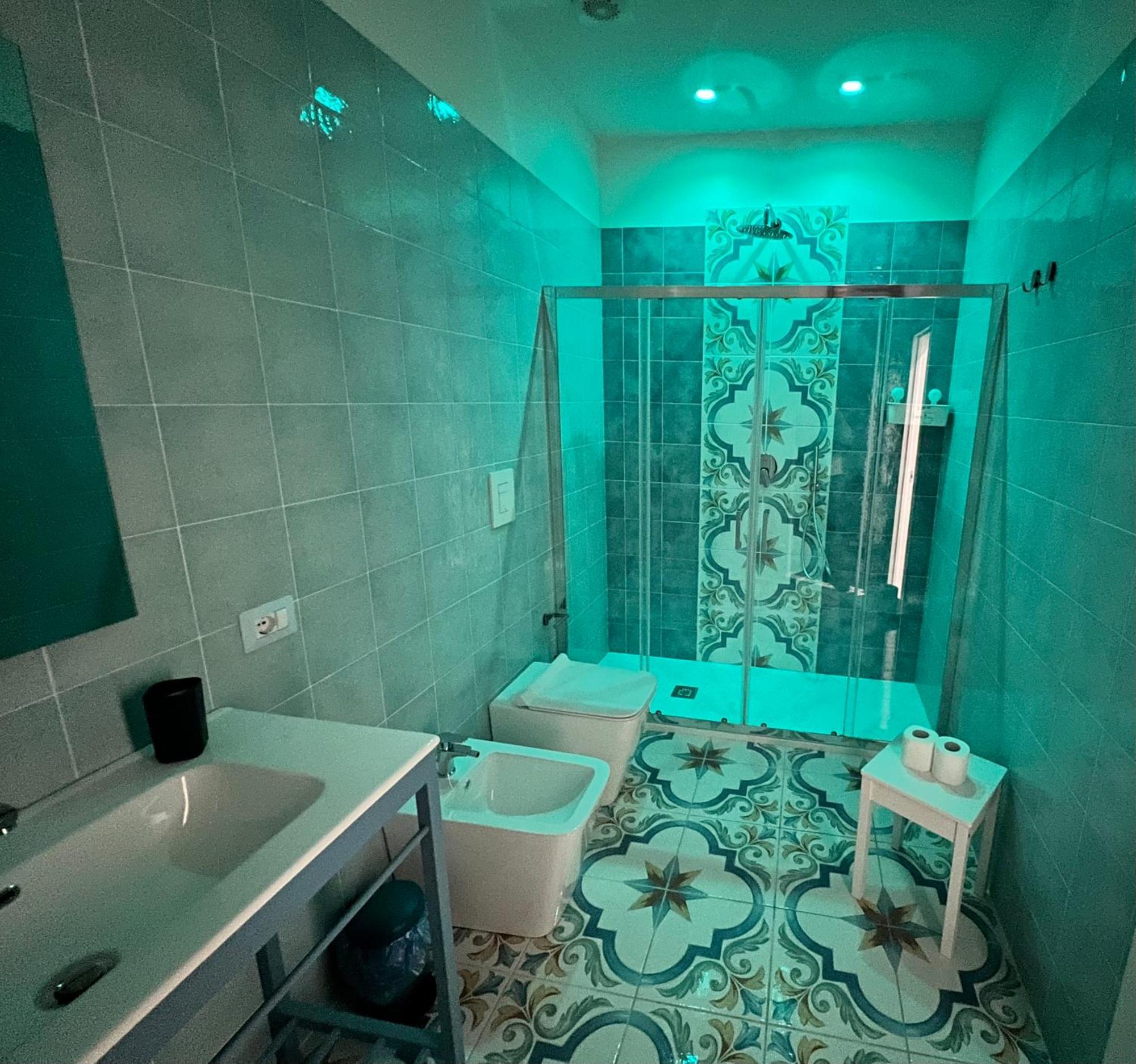 Dei Gerolomini Hotell Neapel Exteriör bild