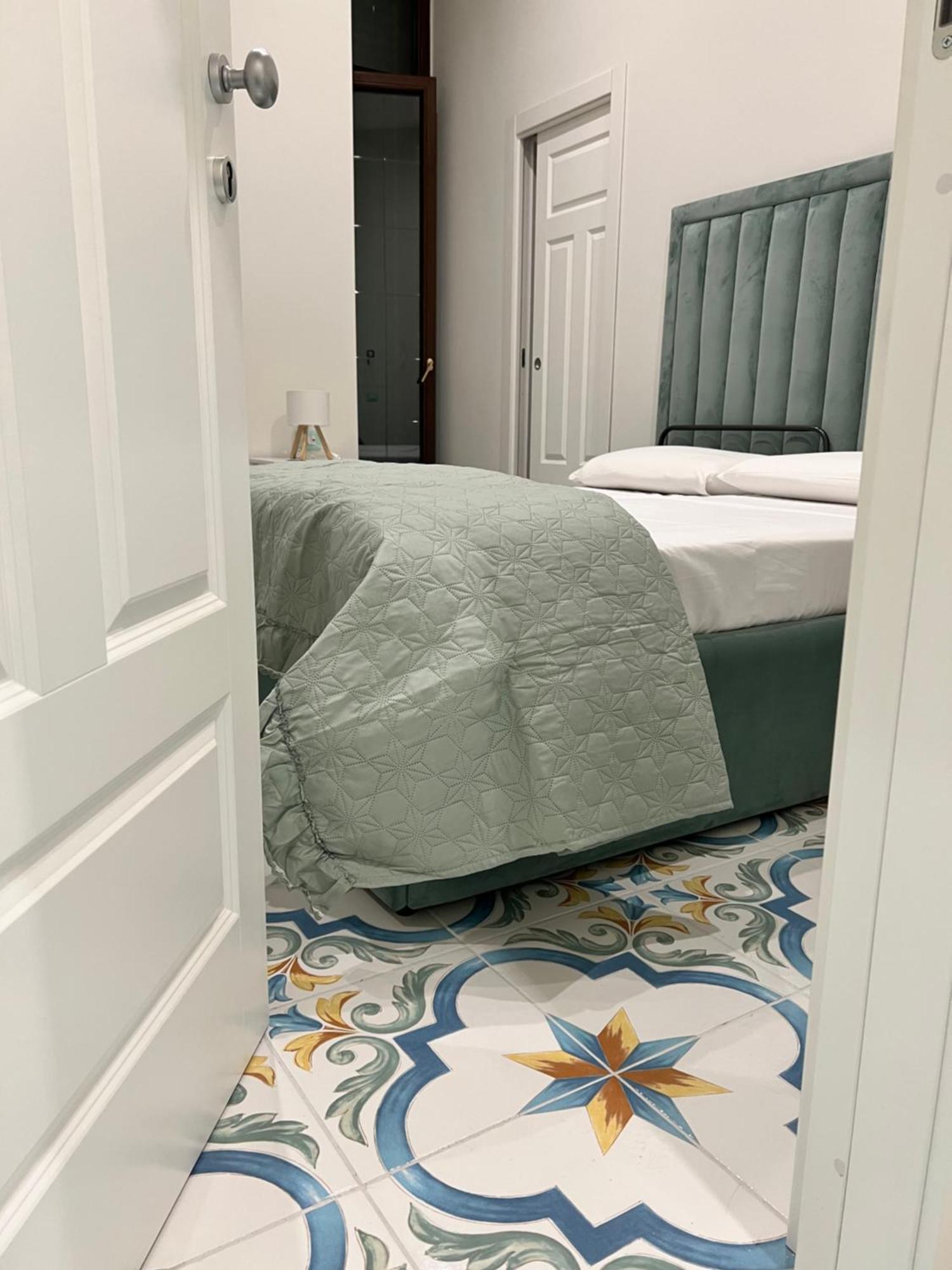 Dei Gerolomini Hotell Neapel Exteriör bild