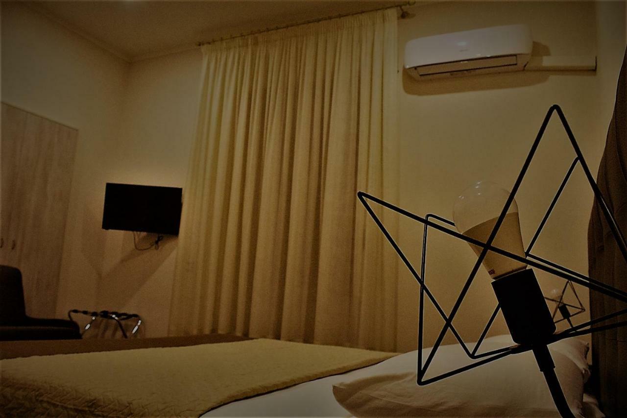 Dei Gerolomini Hotell Neapel Exteriör bild
