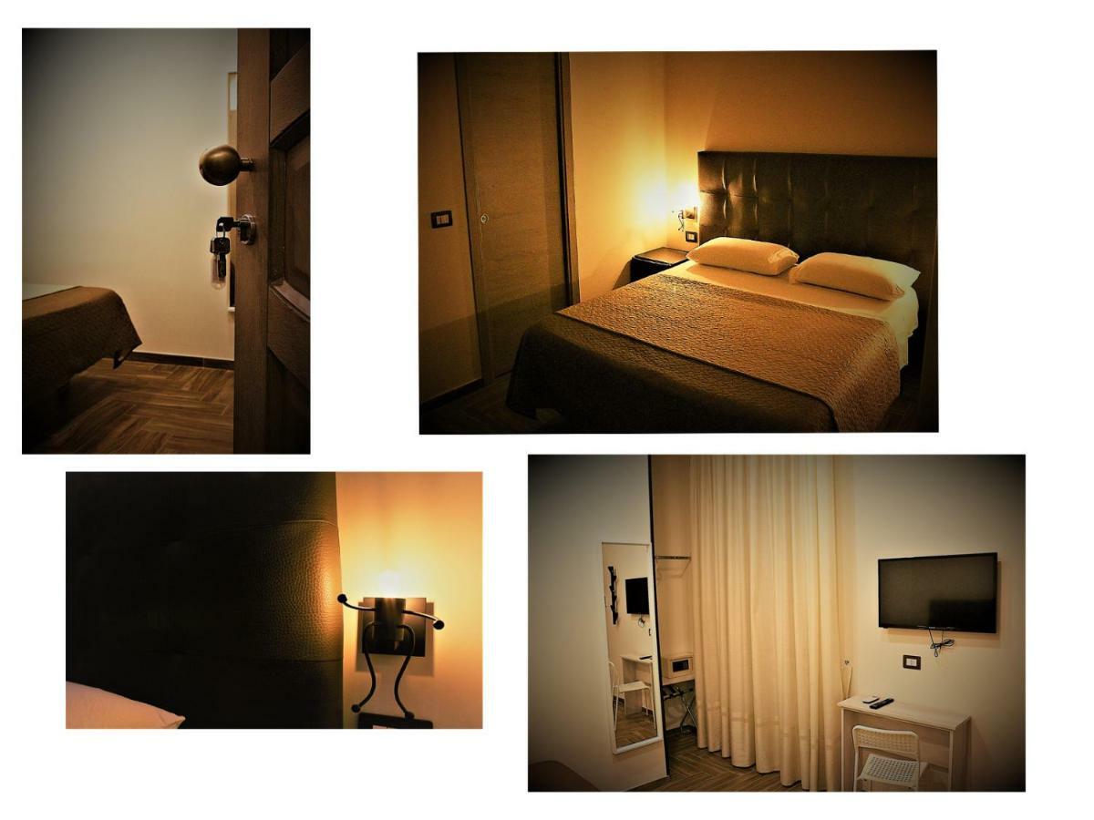Dei Gerolomini Hotell Neapel Exteriör bild