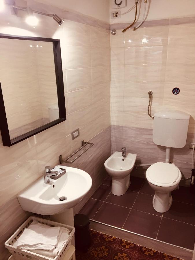 Dei Gerolomini Hotell Neapel Exteriör bild